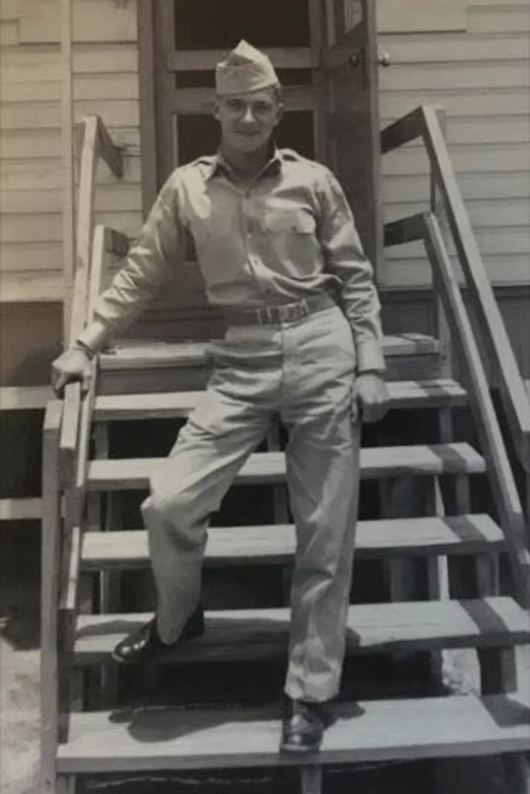 Lewis Apito